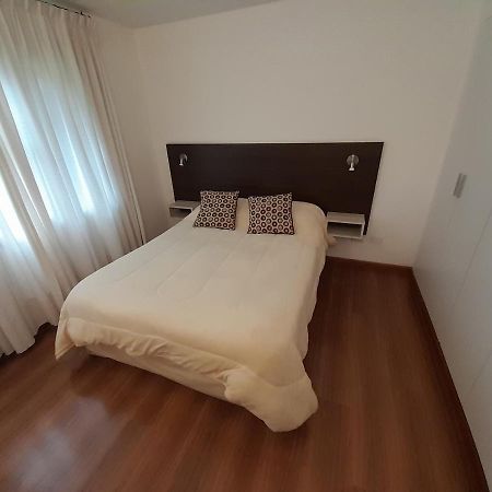 Departamento Centrico - 4 Personas Lägenhet San Martín de los Andes Exteriör bild